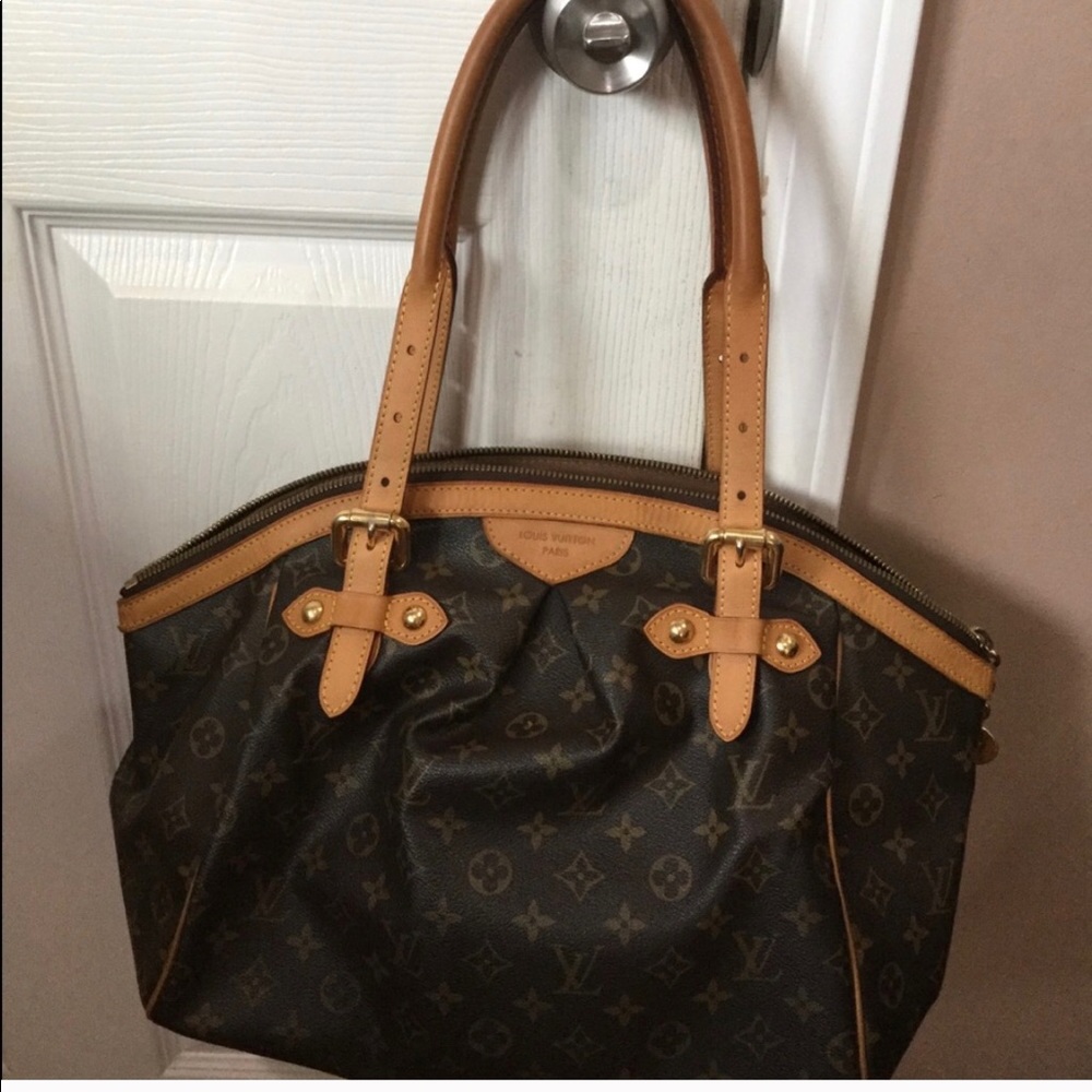 AUTHENTIC LOUIS VUITTON TIVOLI MONOGRAM BAG